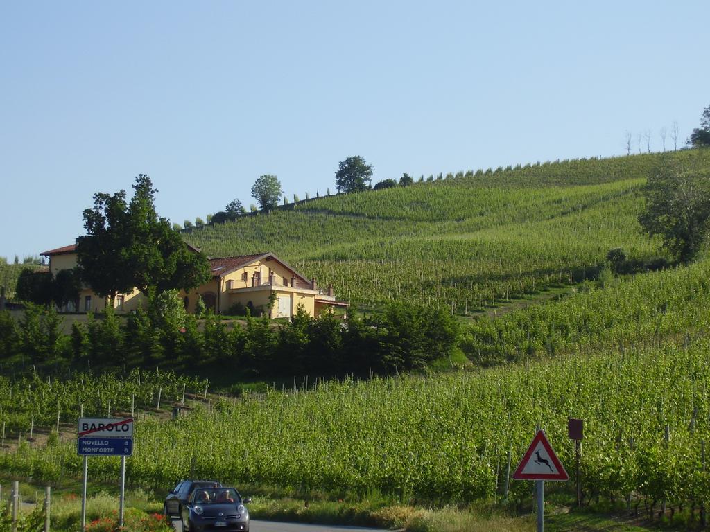 فيلا بارولوفي Agriturismo Il Ciabot المظهر الخارجي الصورة