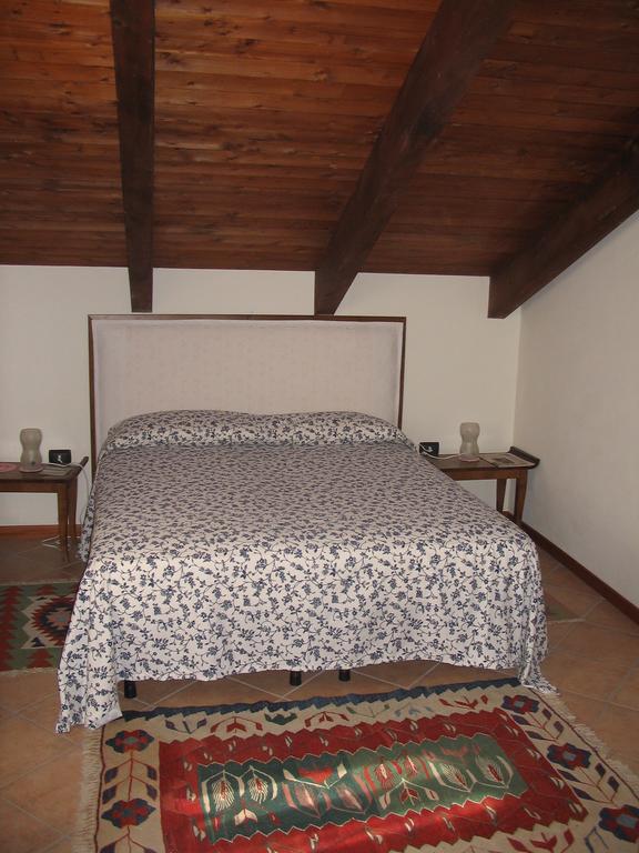 Agriturismo Il Ciabot بارولو المظهر الخارجي الصورة